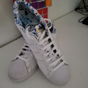 Adidas Shoes White size 12